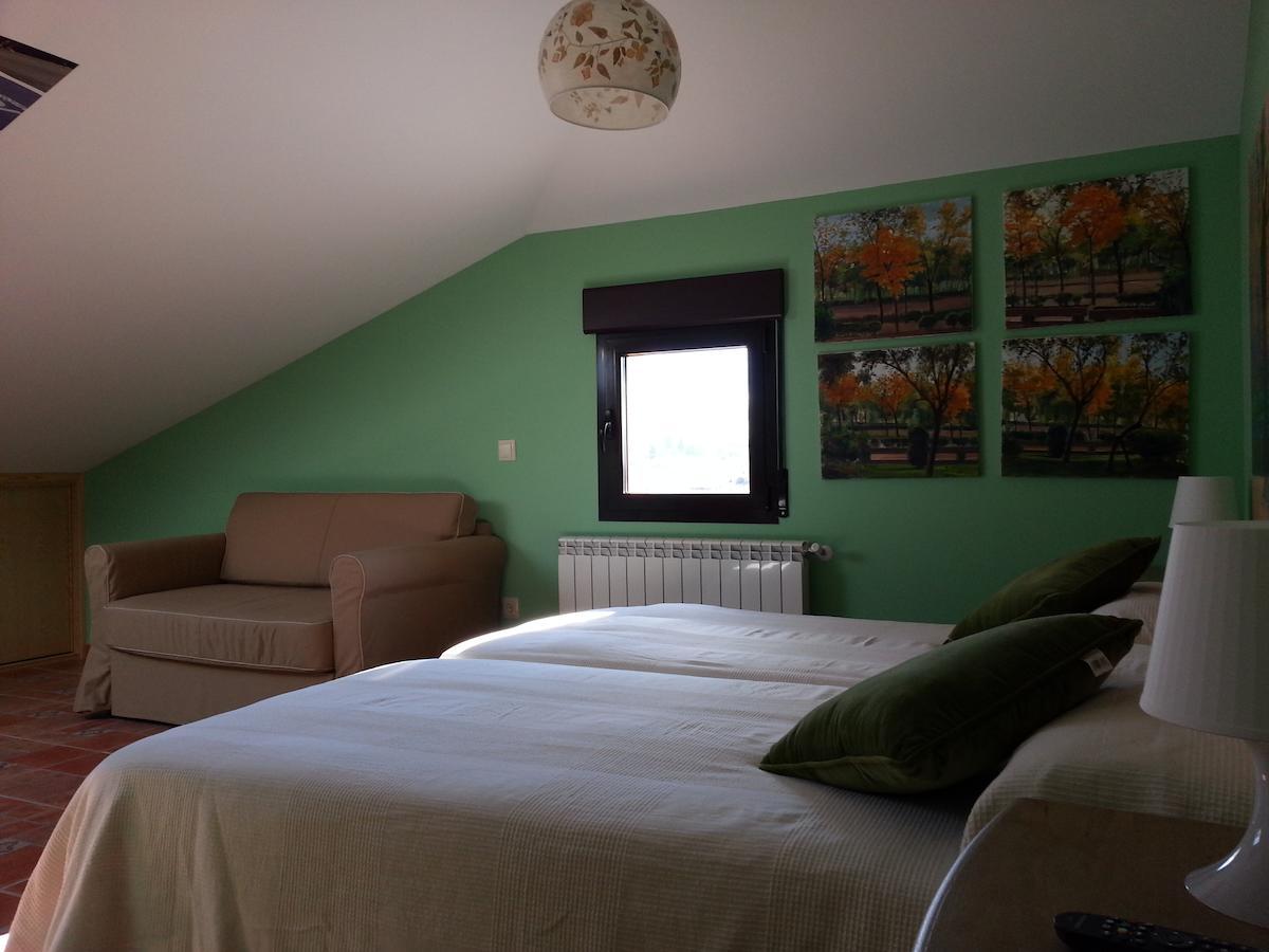 Hotel Rural La Casa Del Tio Telesforo Trescasas Екстер'єр фото